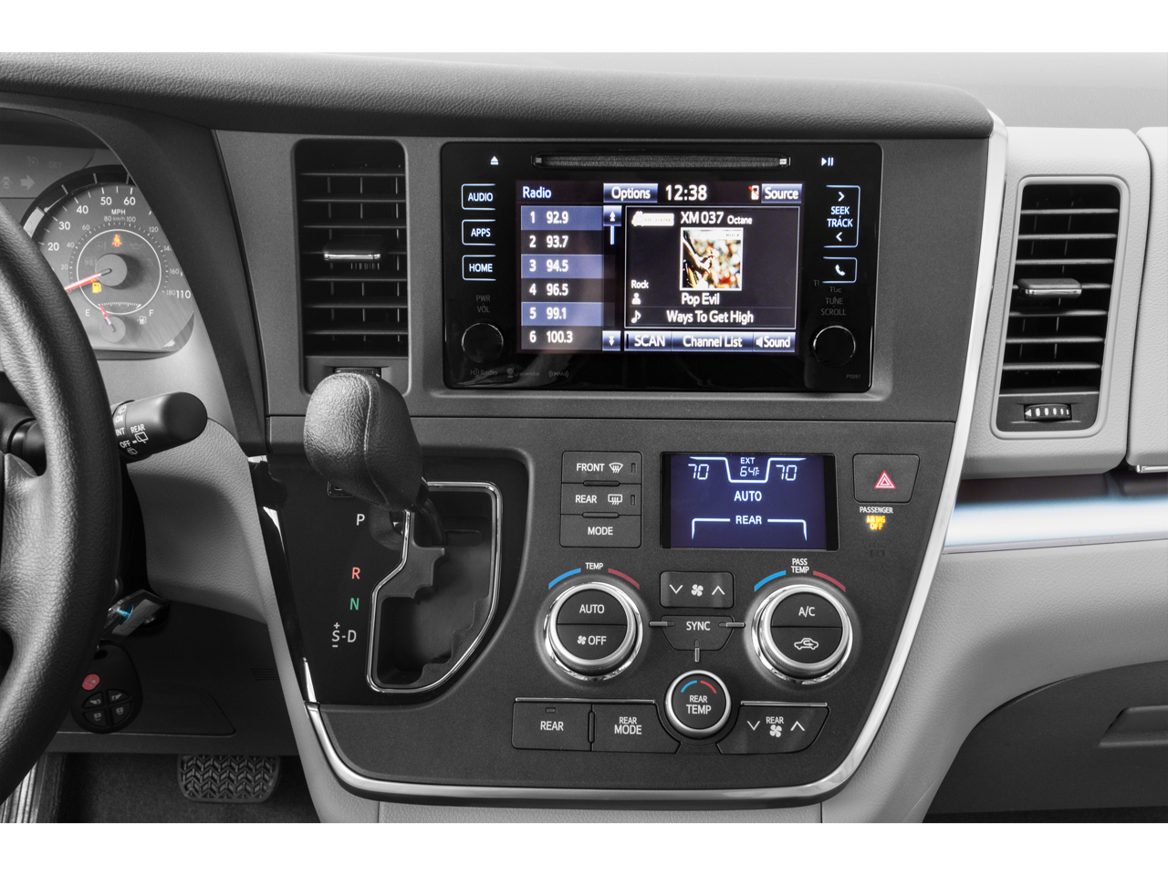 2015 Toyota Sienna LE 8 Passenger