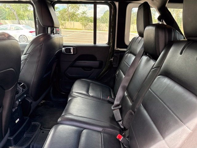 2021 Jeep Wrangler Unlimited Sahara Altitude