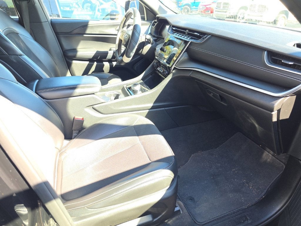 2024 Jeep Grand Cherokee L Altitude