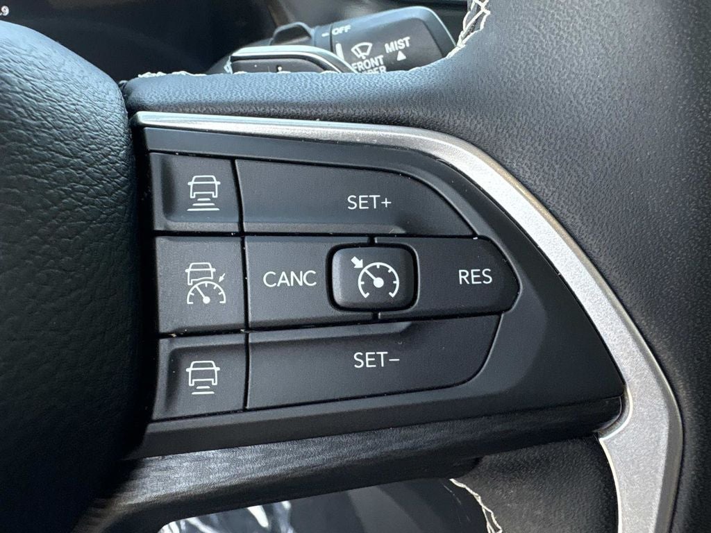 2024 Jeep Grand Cherokee L Laredo