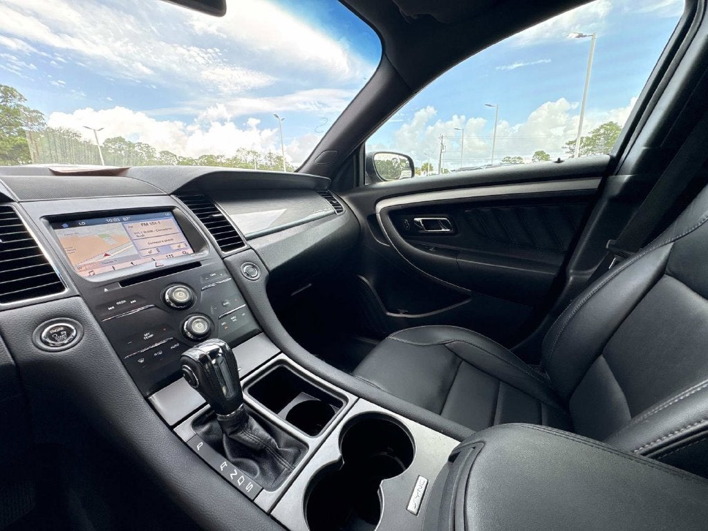 2019 Ford Taurus SEL