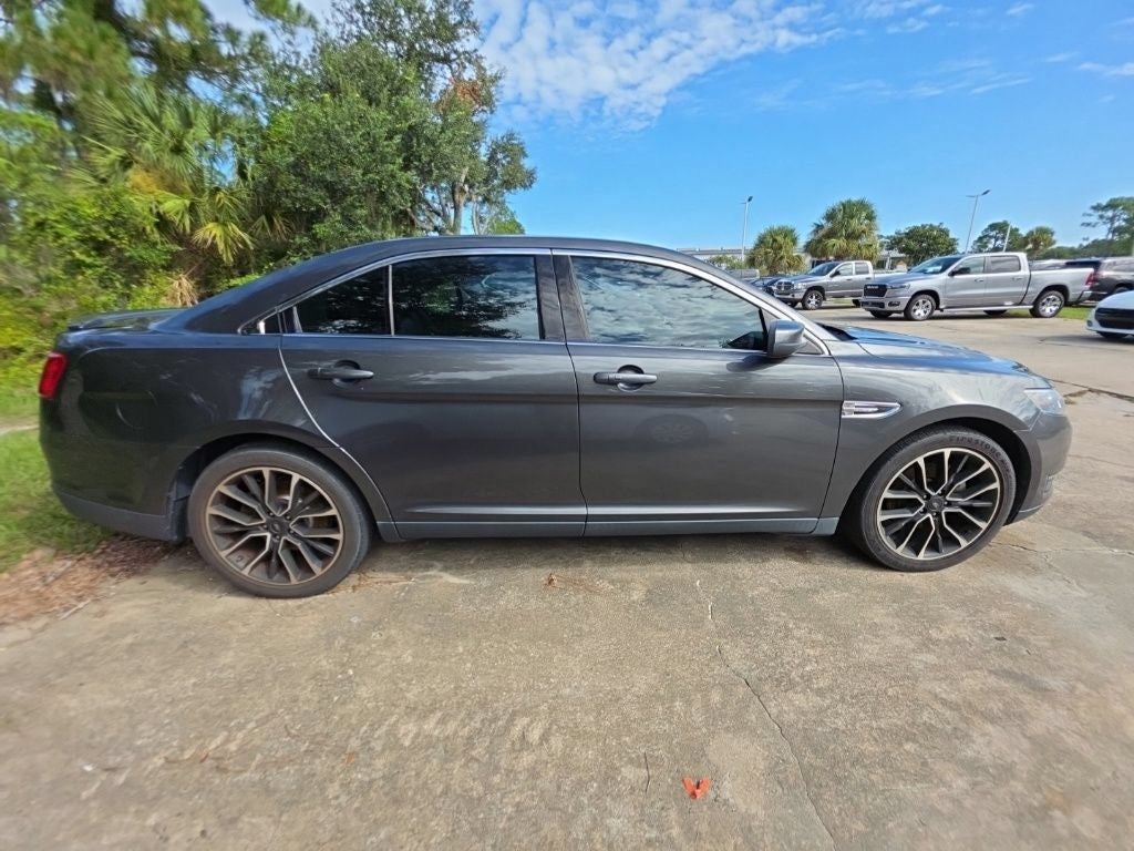 2019 Ford Taurus SEL