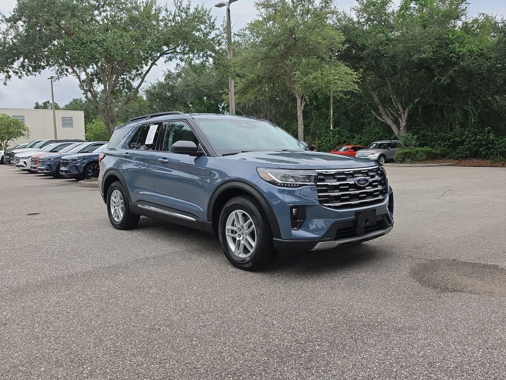 2025 Ford Explorer Active