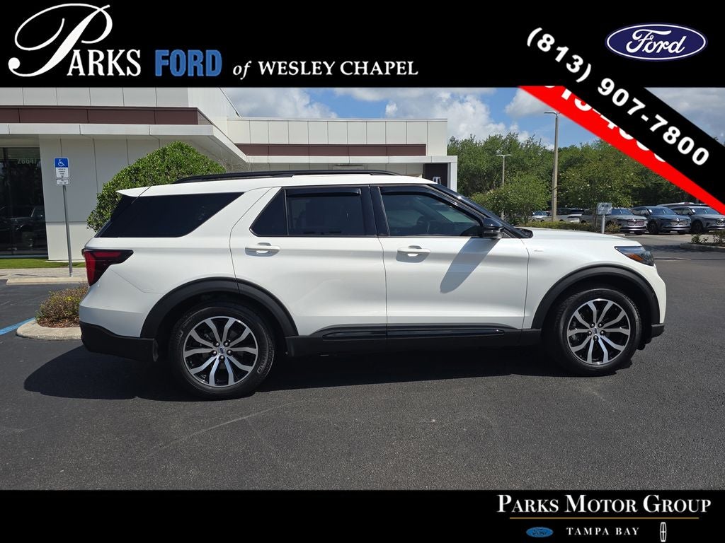 2025 Ford Explorer ST-Line