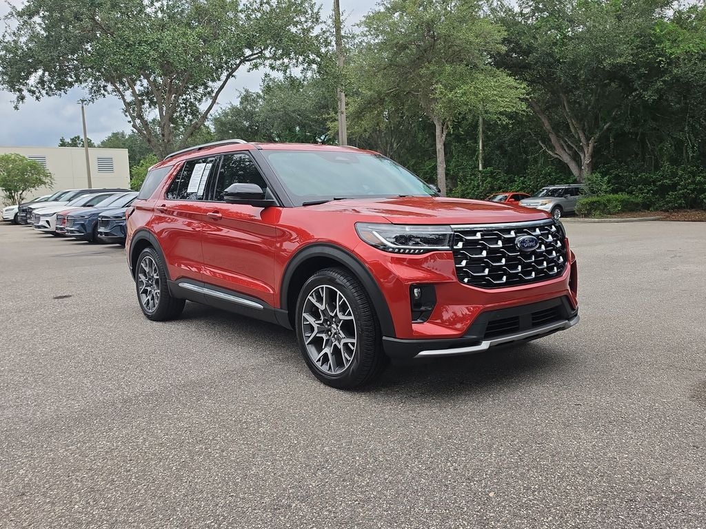 2025 Ford Explorer Platinum