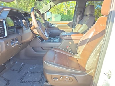 2024 GMC Sierra 2500HD Denali