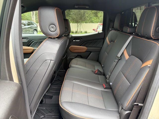2024 GMC Canyon AT4