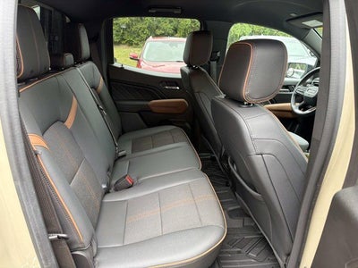 2024 GMC Canyon AT4