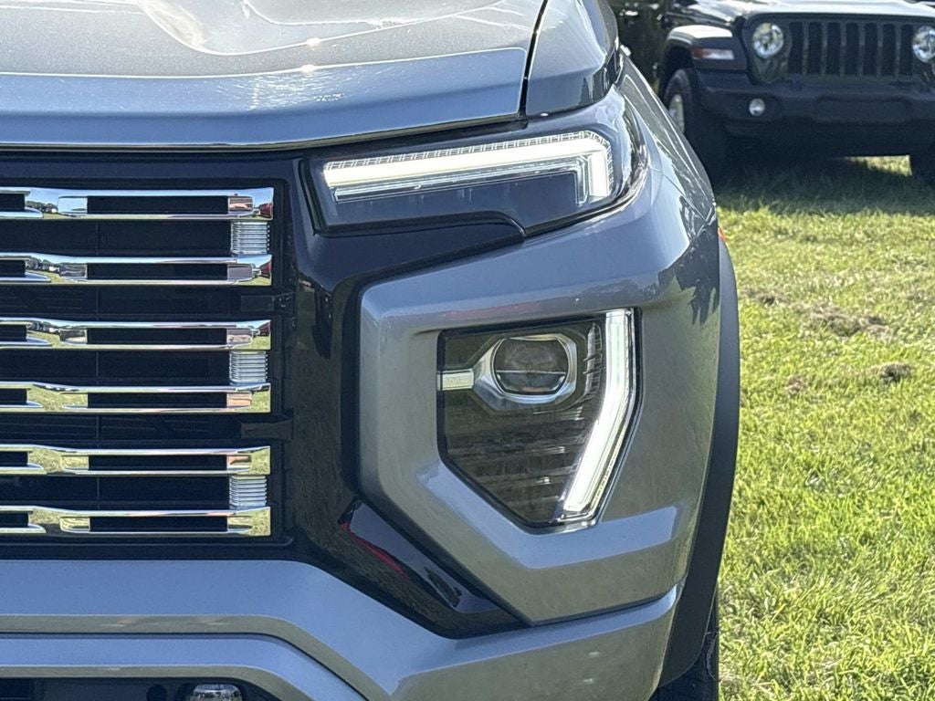 2024 GMC Canyon Denali