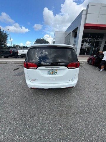 2020 Chrysler Pacifica Touring