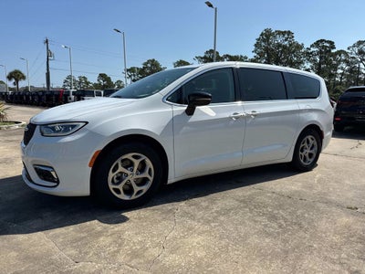 2024 Chrysler Pacifica Limited