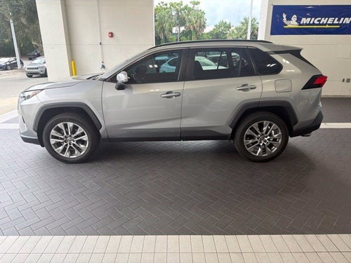 2022 Toyota RAV4 XLE Premium