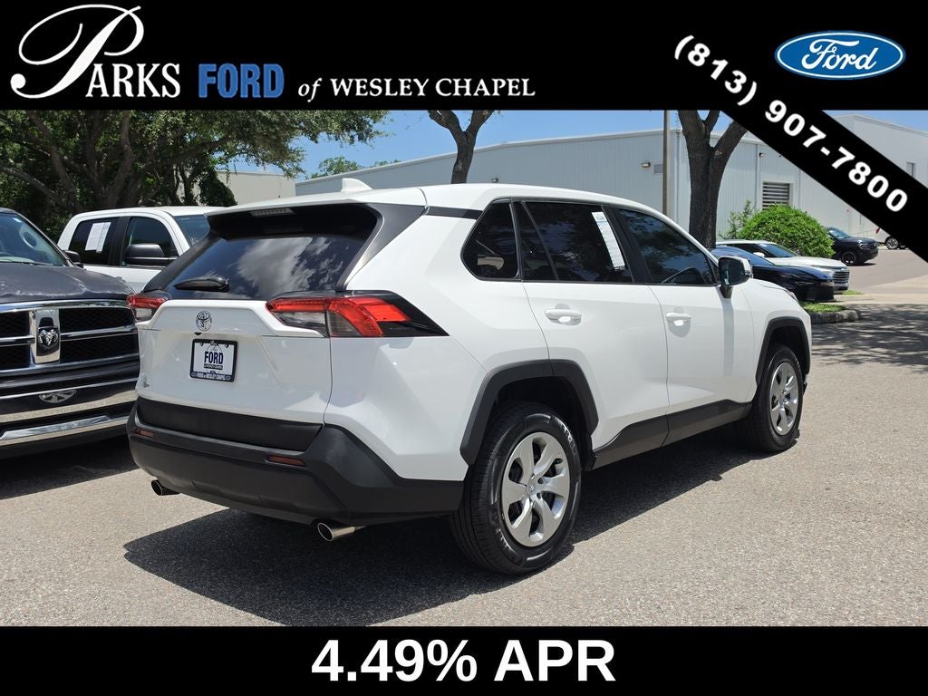 2022 Toyota RAV4 LE