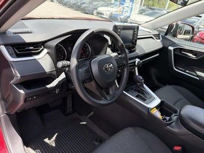 2020 Toyota RAV4 XLE