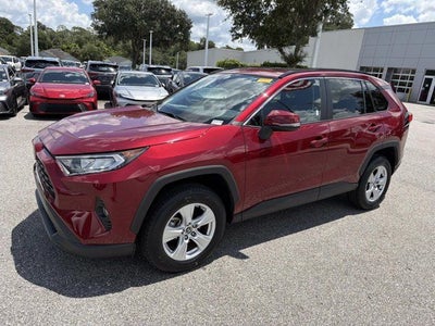 2020 Toyota RAV4 XLE