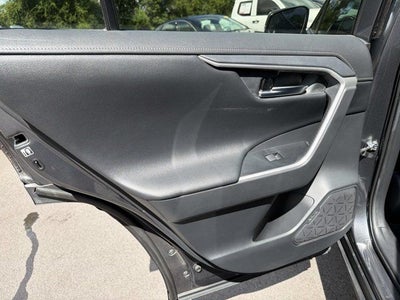 2020 Toyota RAV4 Limited