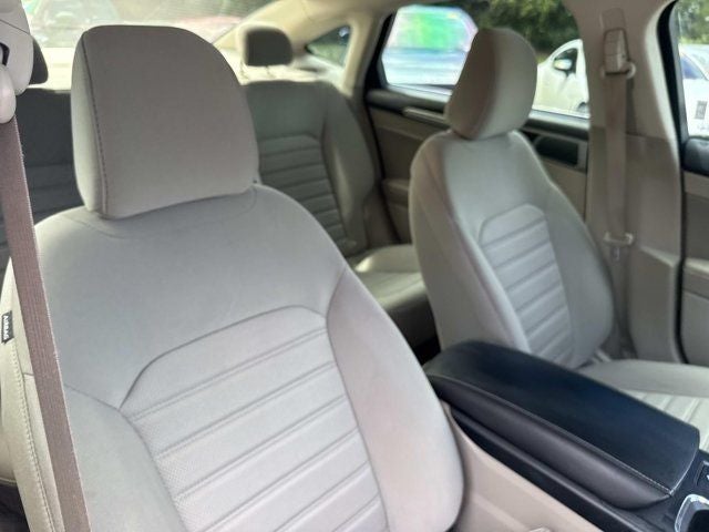 2020 Ford Fusion Hybrid SE