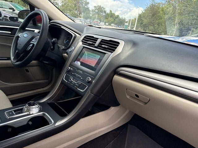 2020 Ford Fusion Hybrid SE