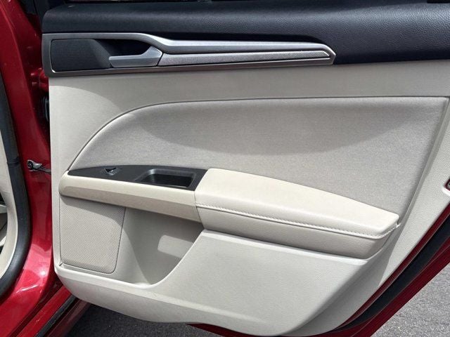 2020 Ford Fusion Hybrid SE