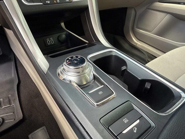 2020 Ford Fusion Hybrid SE