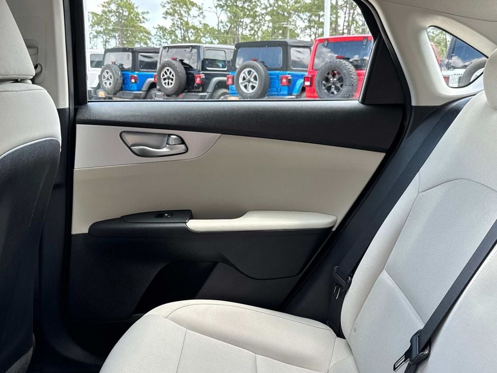 2023 Kia Forte LXS
