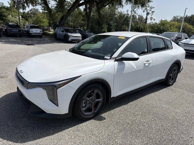 2025 Kia K4 LXS