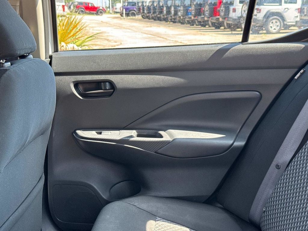 2024 Nissan Versa 1.6 S