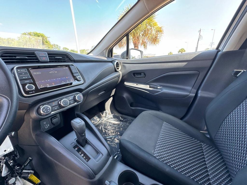 2024 Nissan Versa 1.6 S