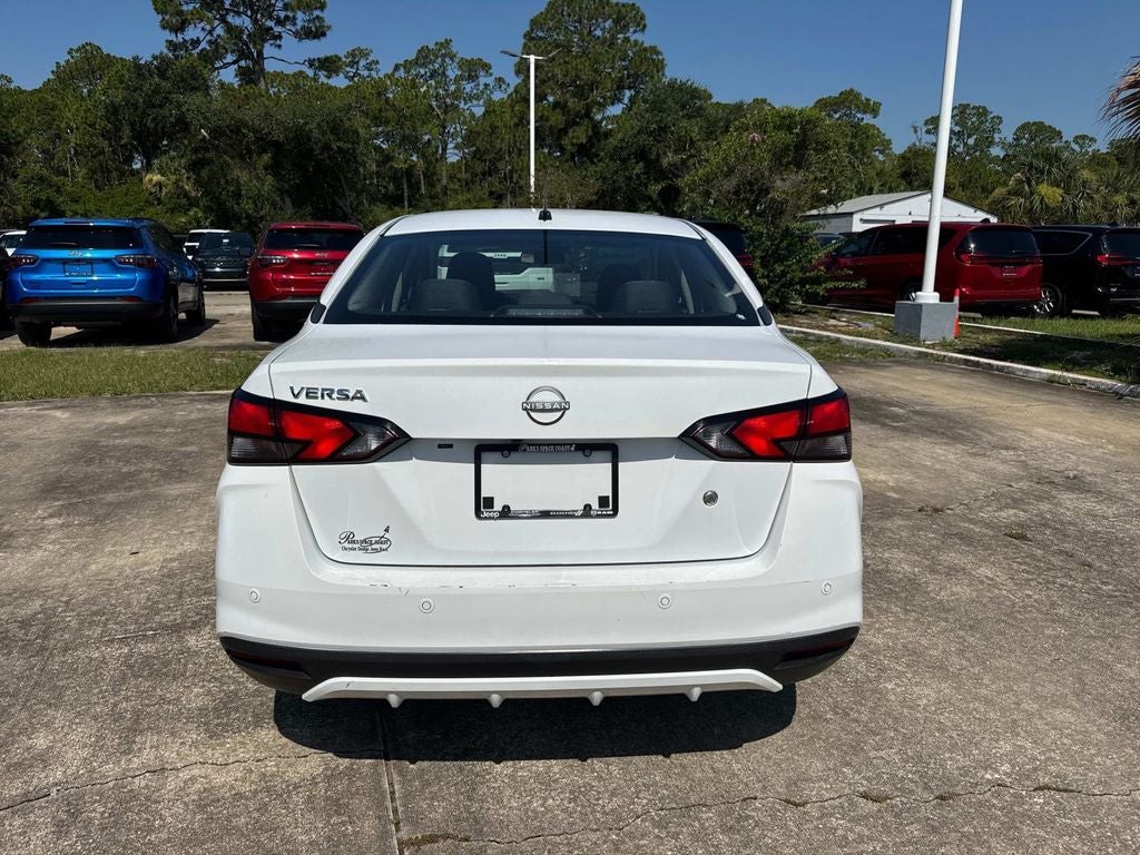2024 Nissan Versa 1.6 S