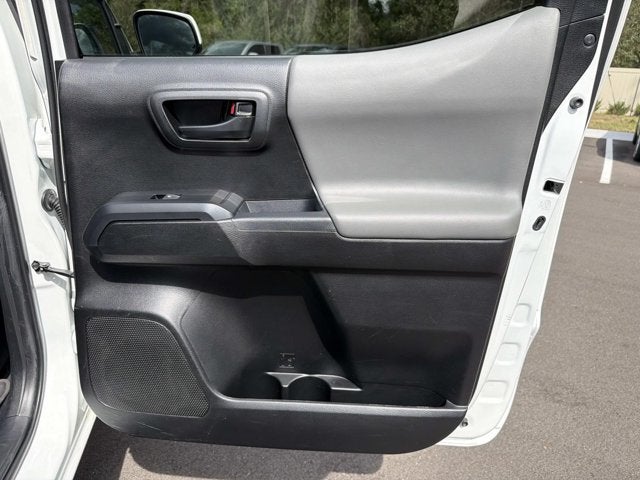 2022 Toyota Tacoma SR V6