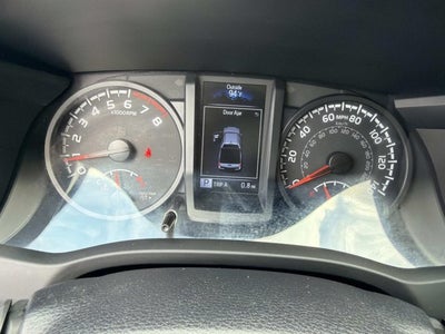 2022 Toyota Tacoma SR V6