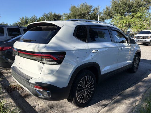 2025 Volkswagen Taos 1.5T SE