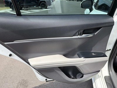 2018 Toyota Camry SE