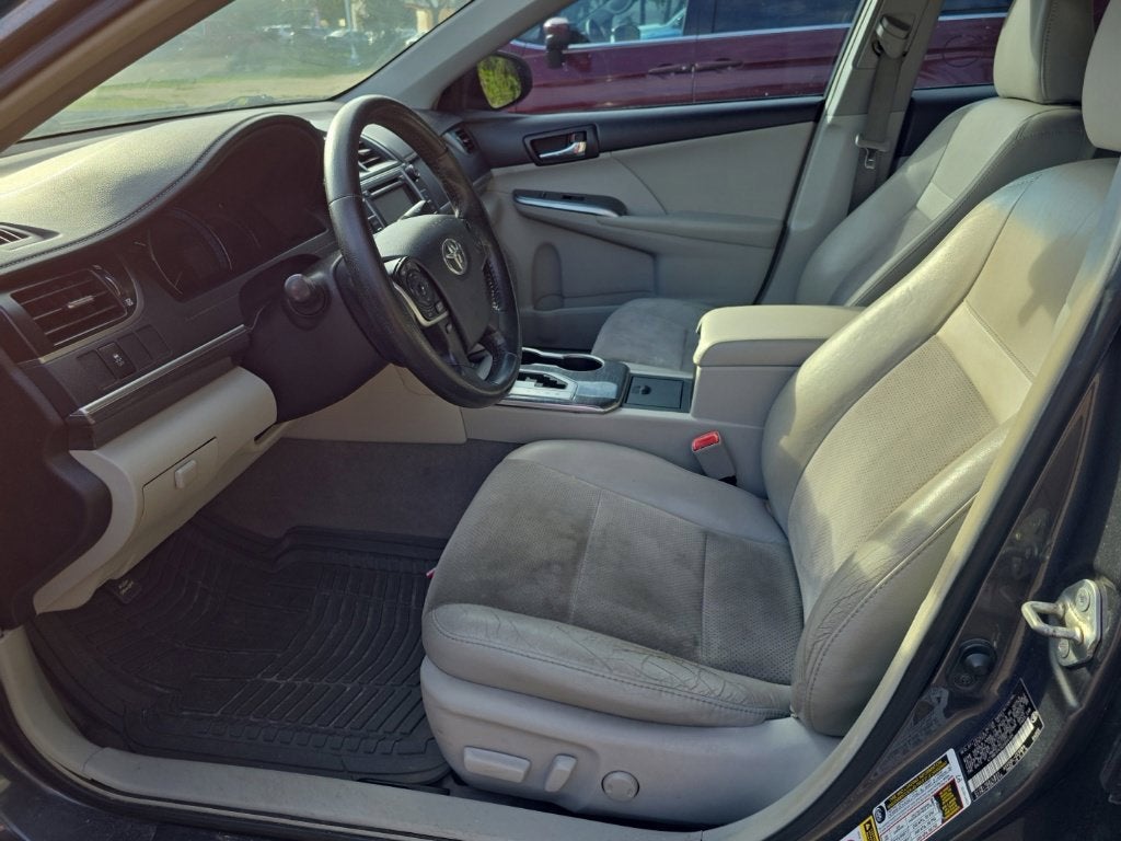 2012 Toyota Camry Hybrid XLE