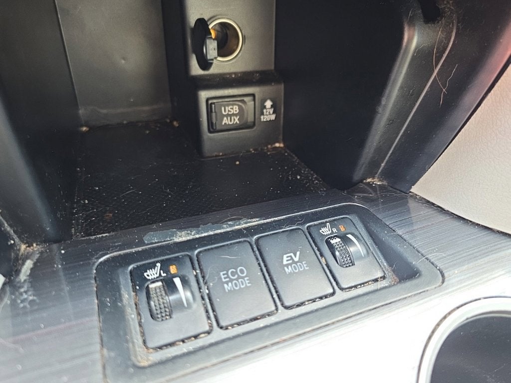 2012 Toyota Camry Hybrid XLE