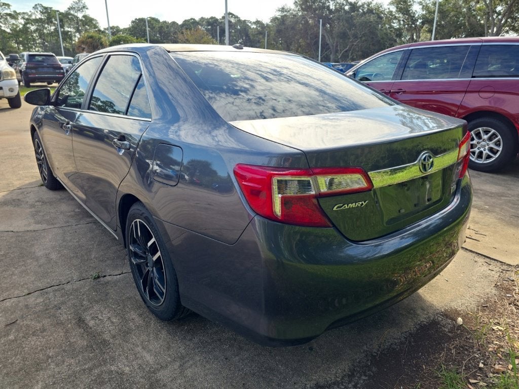 2012 Toyota Camry Hybrid XLE