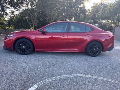 2025 Toyota Camry SE