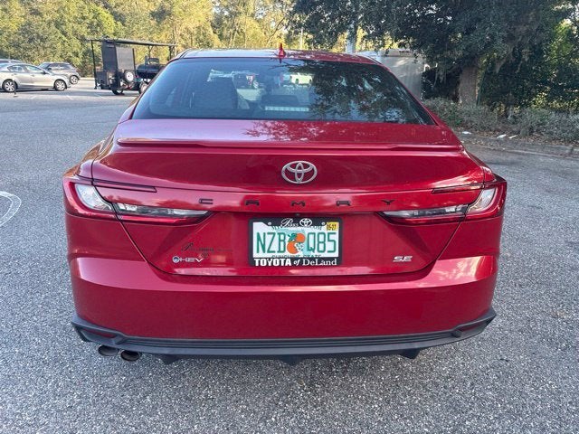 2025 Toyota Camry SE