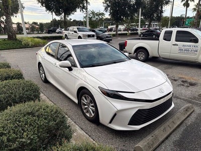 2025 Toyota Camry LE