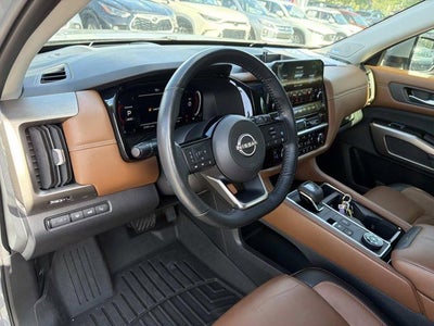 2024 Nissan Pathfinder Platinum