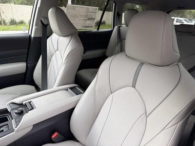 2026 Toyota Grand Highlander Platinum