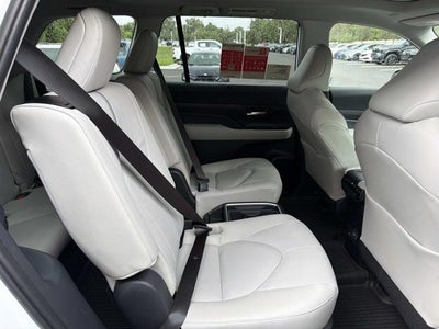 2026 Toyota Grand Highlander Platinum
