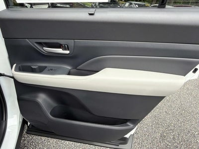 2026 Toyota Grand Highlander Hybrid Base