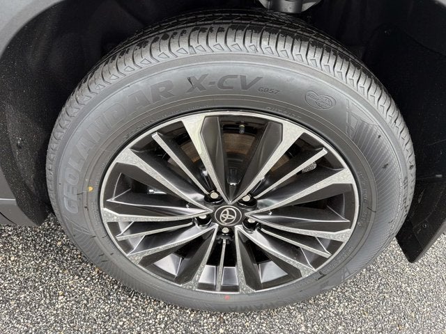 2026 Toyota Grand Highlander Hybrid Base