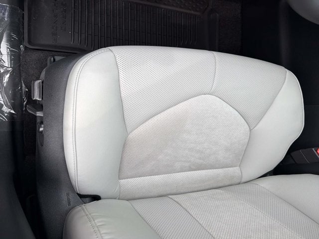 2026 Toyota Grand Highlander Hybrid Base