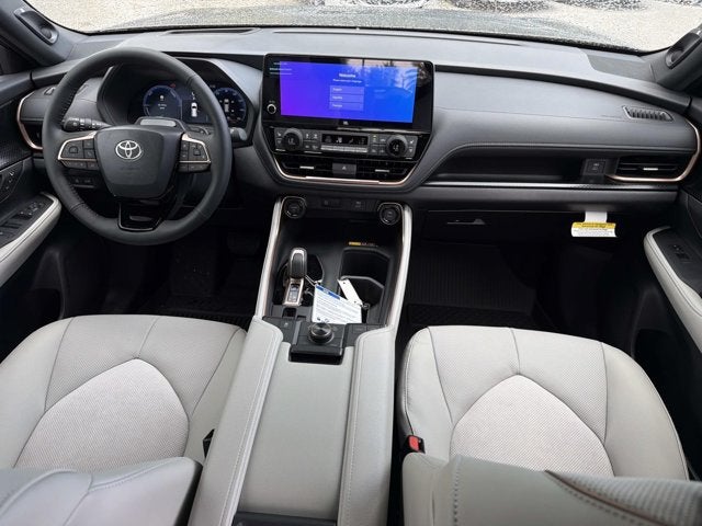 2026 Toyota Grand Highlander Hybrid MAX Platinum