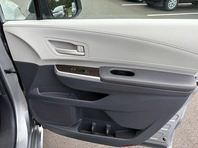 2024 Toyota Sienna LE 8 Passenger