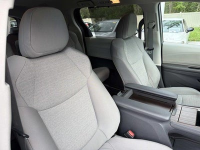 2024 Toyota Sienna LE 8 Passenger