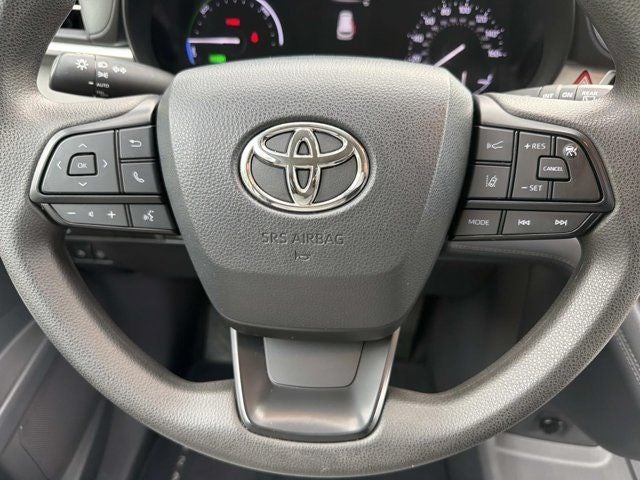 2024 Toyota Sienna LE 8 Passenger