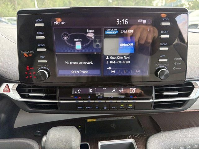 2024 Toyota Sienna LE 8 Passenger